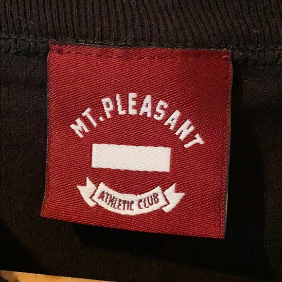 Black baseball shirt Mt Pleasant AC - Picture 2 of 3